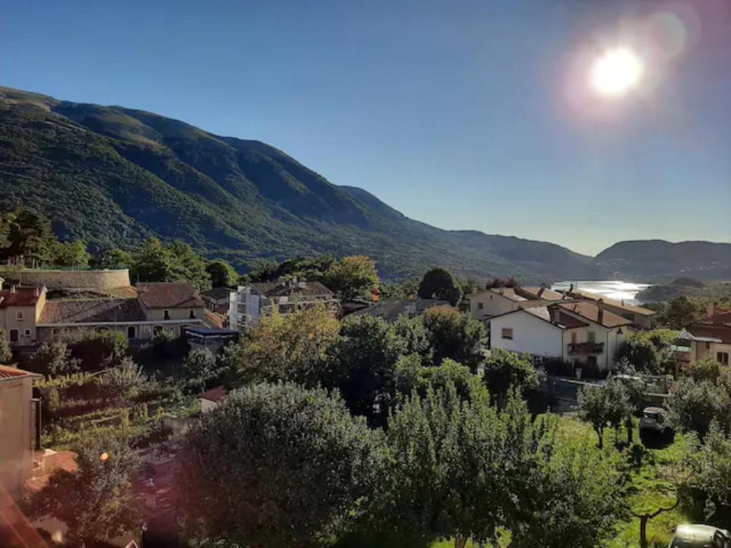 Casa Con Vista Lago, Civitella Alfedena Exterior photo
